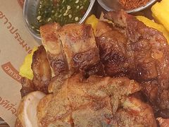 -小小集渔·泰式大排档(太古里香槟店)