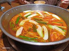 -快活林酸汤鱼鲜品火锅店(甲秀楼店)