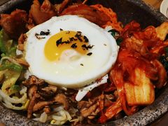 辣白菜五花肉石锅拌饭-七八冷面·延边朝鲜族美食(圣熙八号店)