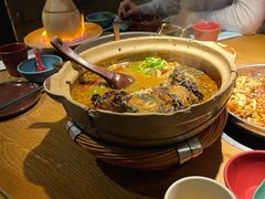 柴火稻草鱼-吃饭皇帝大土家民族菜(正大广场店)