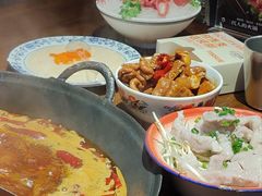 -萍姐火锅·公路夜市(武汉首店)