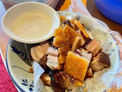 脆口烧肉-园林美食城·本土农家菜(杨和镇店)