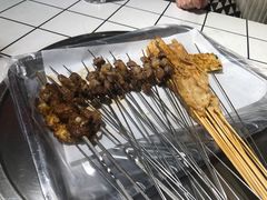 -喜悦小串丹东小黄牛海鲜烧烤大排档(民主广场店)