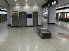 -白石桥南(地铁站)