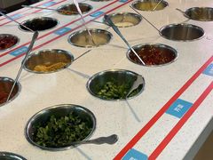 自助调料区-屋头串串(中海环宇城店)