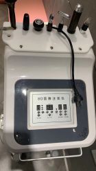 -LESSMORE科技头皮理容中心