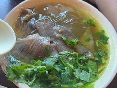 牛肉粉丝汤-哑巴生煎(临顿路店)