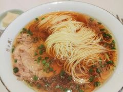 -百年老字号·观振兴蟹黄面·三虾面·苏式面(观前街富仁坊巷店)