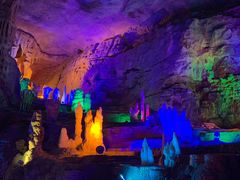 -泰安地下龙宫景区