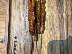 烤鲜牛肉串-串大叔炭火烤串·鸡西大冷面刀削面(总店)