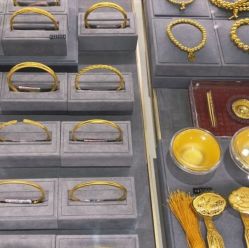 -菜百首饰(北京SKP店)