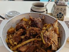 -内蒙焖面大盆骨餐馆(山大路店)