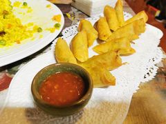 -玖月时尚泰式餐厅