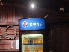 -YOGO优果密室逃脱(新佳丽广场店)