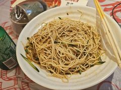 -肥肥虾庄·金牌油焖大虾(汉口城市广场店)