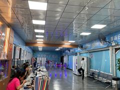 -奥龙堡游泳馆(广纸店)