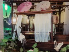 -韵秋荷(宝山龙湖天街店)