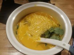 开胃酸辣汤-和府捞面(北美新天地店)