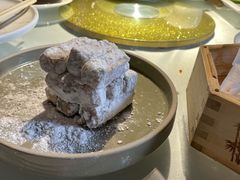 反砂芋头-钟菜·粤菜点心·宴请(海上世界·汇港二期店)