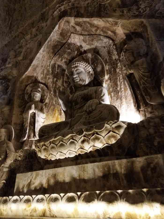 合掌岩风景区-"合掌岩景区位于顺昌县城西郊3公里处,其主.