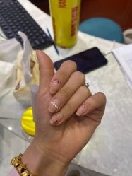 -爱空间美睫健康美甲
