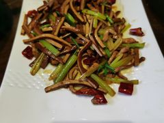 香芹炒酱香干-楚天美食坊(越秀先烈中路店)