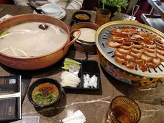 -三人行骨头王火锅(长寿店)