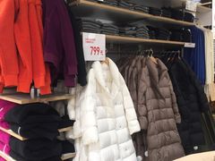 -优衣库(红谷滩万达店)