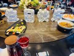 -海派悦庭·海胆烧麦·新融合菜(凯德广场店)