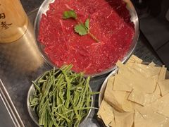 -鹿鸣山草本茶香火锅(园西路店)
