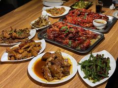 -嗨辣小聚·盘锦河蟹·海鲜烧烤龙虾(盘锦十年好店)