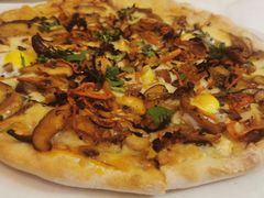松露蘑菇披萨-斯普汇生蚝牛排馆(中骏世界城店)