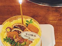 -蜜蜂小象·榴莲千层蛋糕(时代汇11栋店)