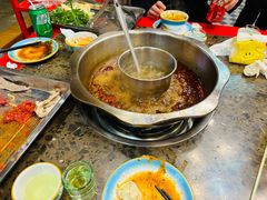 -金鼎雪山牦牛杂火锅(理县总店)