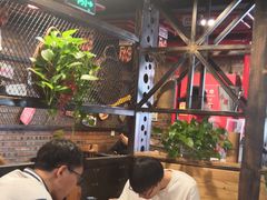 大堂-管氏翅吧(中关村店)