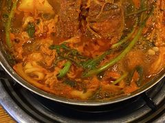 -喇喇排骨火锅·传统韩式脊骨汤(望京西园总店)