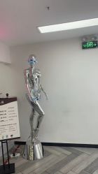 -米娜护肤造型