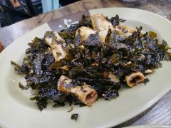 不明叶炒大肠-贞姨美食·老字号海鲜大排档