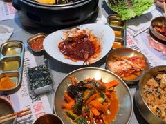 -草家酱蟹炭火烤肉店(珲春南路一店)