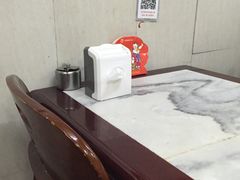 -红鼻子桂林米粉(金唐新光界店)
