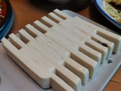 -临界音乐酒馆·小龙虾·江湖菜(华熙LIVE·鱼洞店)