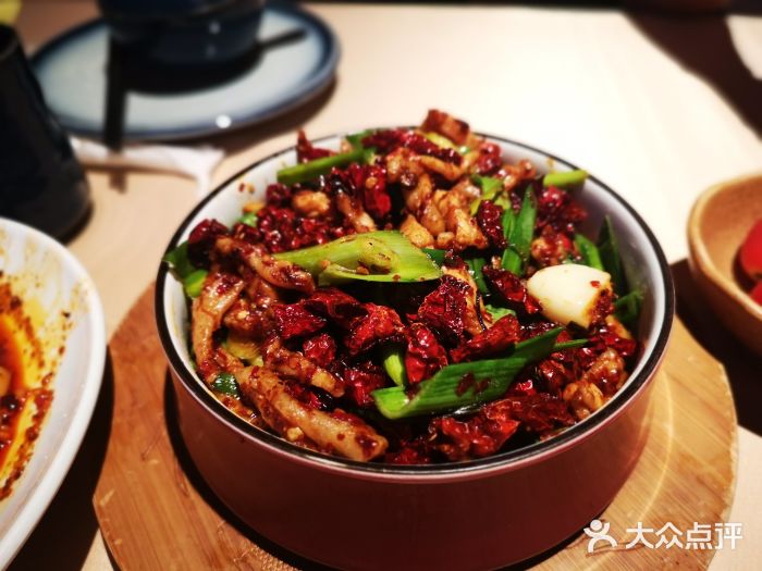 山石榴(静安店)宫爆板筋图片