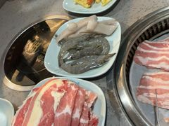 -金滏山·烤肉海鲜火锅自助(襄阳万达店)