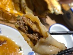 -阿洪锅贴王(小吃城店)