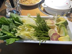 -菌彩云南野生菌火锅(万达广场店)