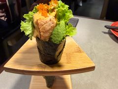 三文鱼腩牛油果手卷-满来寿喜烧(金虹桥店)