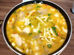 -有红鸡毛店·川菜(建设路店)