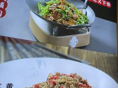 -鸽舞笙平金牌烧鸽子·融合菜(鲁谷店)