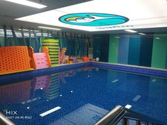 -Swim斯卫姆国际儿童游泳中心(红博中央公园店)