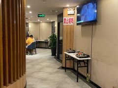 -有红鸡毛店·川菜(建设路店)